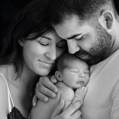 Fotografía Newborn o recién nacido en Vitoria-Gasteiz | Belly Painting Titxu | Estitxu Aguiriano