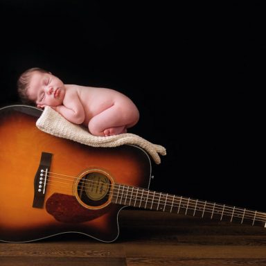 Fotografía Newborn o recién nacido en Vitoria-Gasteiz | Belly Painting Titxu | Estitxu Aguiriano