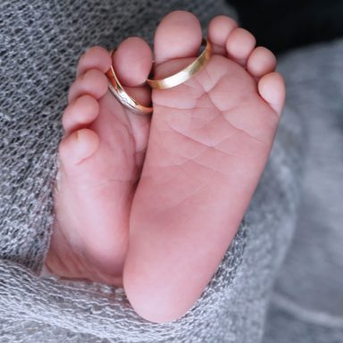 Fotografía Newborn o recién nacido en Vitoria-Gasteiz | Belly Painting Titxu | Estitxu Aguiriano