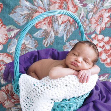 Fotografía Newborn o recién nacido en Vitoria-Gasteiz | Belly Painting Titxu | Estitxu Aguiriano