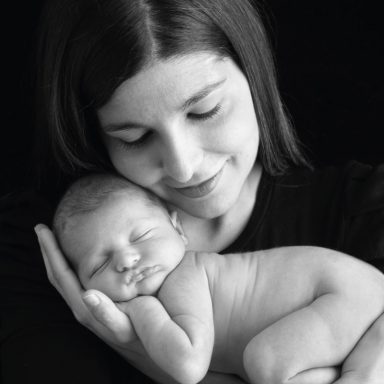 Fotografía Newborn o recién nacido en Vitoria-Gasteiz | Belly Painting Titxu | Estitxu Aguiriano