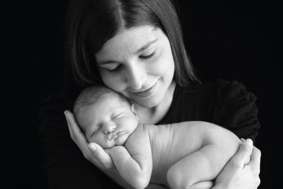 Fotografía Newborn o recién nacido en Vitoria-Gasteiz | Belly Painting Titxu | Estitxu Aguiriano
