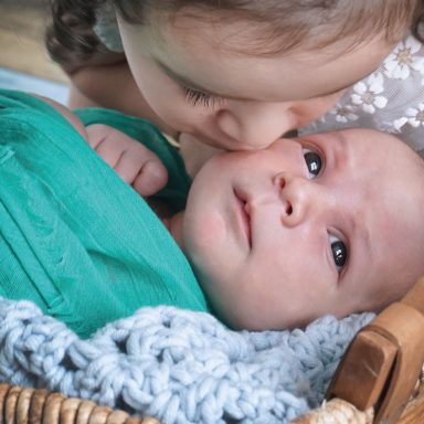 Fotografía Newborn o recién nacido en Vitoria-Gasteiz | Belly Painting Titxu | Estitxu Aguiriano
