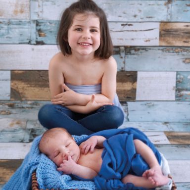 Fotografía Newborn o recién nacido en Vitoria-Gasteiz | Belly Painting Titxu | Estitxu Aguiriano