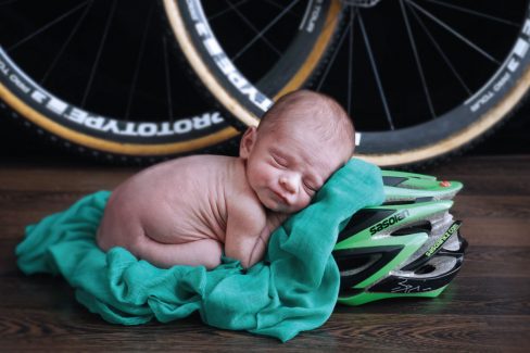 Fotografía Newborn o recién nacido en Vitoria-Gasteiz | Belly Painting Titxu | Estitxu Aguiriano