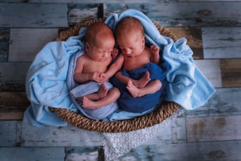 Fotografía Newborn o recién nacido en Vitoria-Gasteiz | Belly Painting Titxu | Estitxu Aguiriano