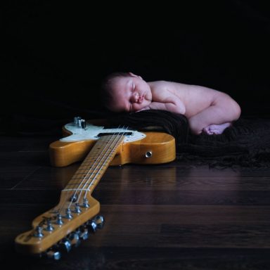 Fotografía Newborn o recién nacido en Vitoria-Gasteiz | Belly Painting Titxu | Estitxu Aguiriano