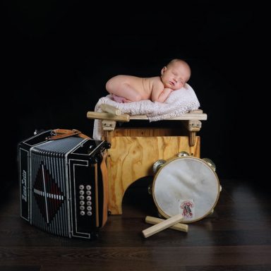 Fotografía Newborn o recién nacido en Vitoria-Gasteiz | Belly Painting Titxu | Estitxu Aguiriano