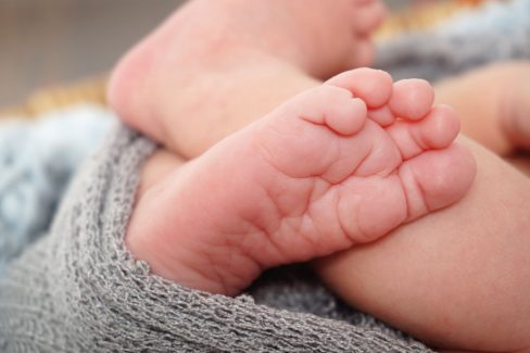 Fotografía Newborn o recién nacido en Vitoria-Gasteiz | Belly Painting Titxu | Estitxu Aguiriano